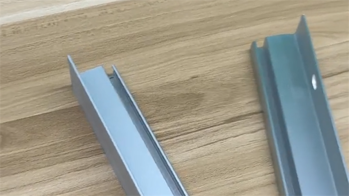 【案例】测量反光材料的反射率，选用YS4580分光测色仪！